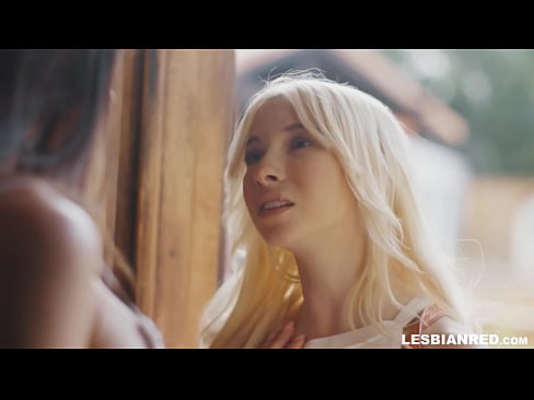 ❤️ Tüdruk tuleb paar kuud hiljem koju ja jõuab sööma oma kasuema tussu Sluts at et.pornohammer.ru